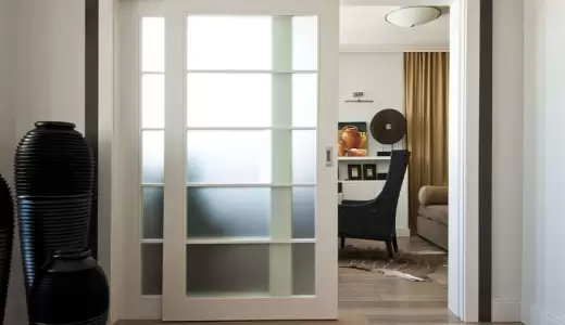 Межкомнатные пластиковые двери 