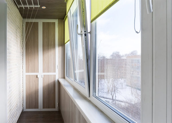 Теплое остекление балкона ПВХ-профилем в Истре